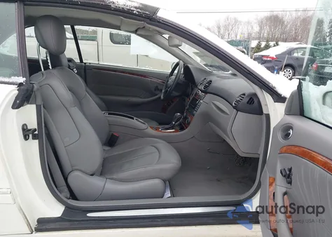 2007 Mercedes-Benz Clk 350 z USA, uszkodzony, nr VIN WDBTK56F67F207322